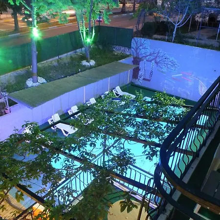 酒店 Avalon 3*