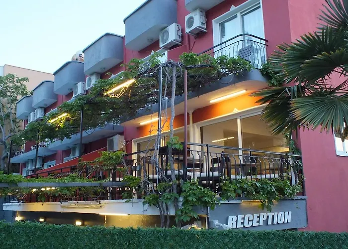 Avalon Hotel