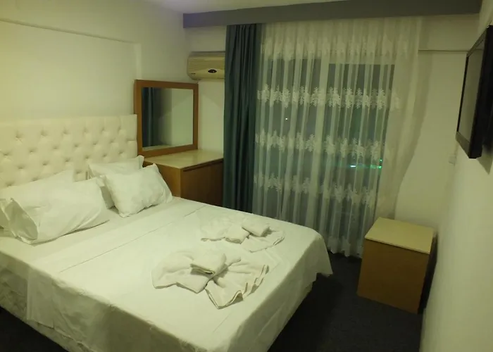 Avalon Hotel 3*