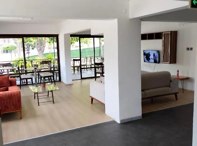Avalon Hotel Kuşadası