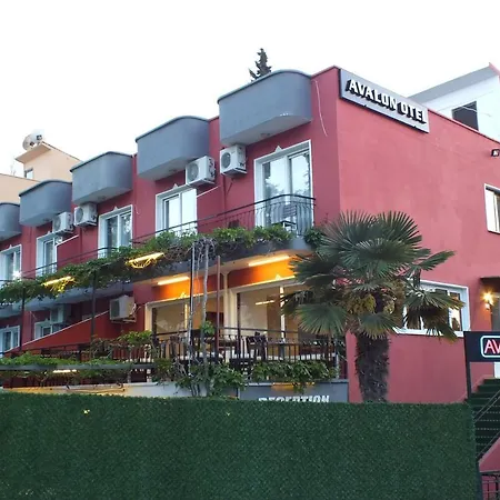 Avalon Otel 3*